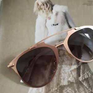 $149! AQS ALFIE Rose Gold & White Women's Aviator Sunglasses are New w/o Tags!
